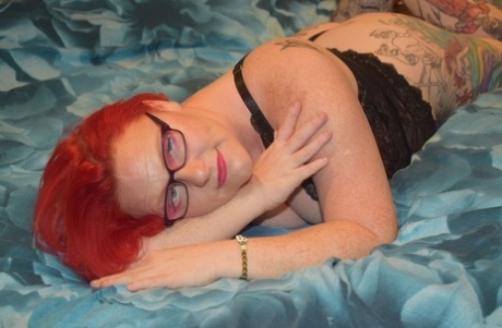 Petite Redhead Sex oben ohne freie fotos