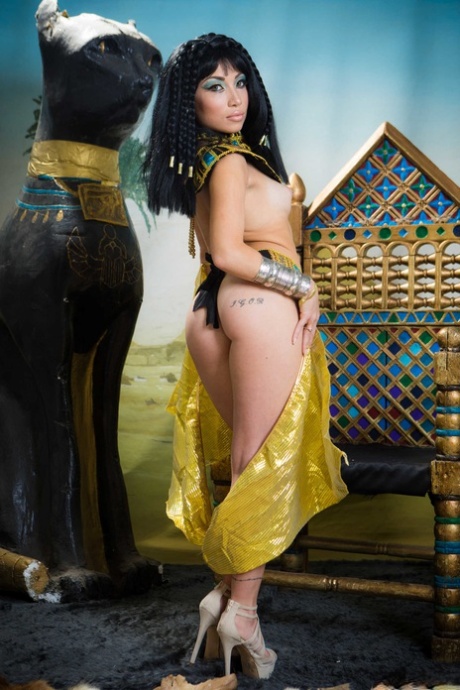 Cleopatra exklusive freie archiv